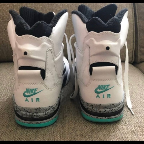 Nike Air Command Force - Hyper Jade Size 10M w/Box - Picture 4 of 7